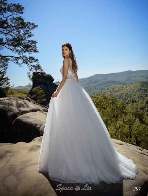 https://www.sposa-lia.com/images/stories/virtuemart/product/297      (3).jpg